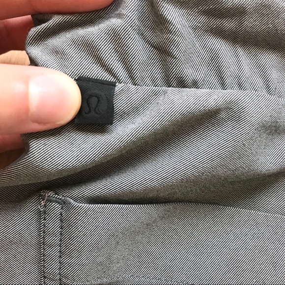 Lululemon lab shorts 10 - Picture 4 of 5